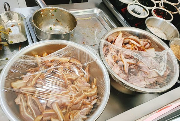 巷刻川味锅盔加盟